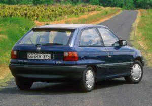 Opel Astra F obchodzi swoje 35 lecie 04 Wiadomości