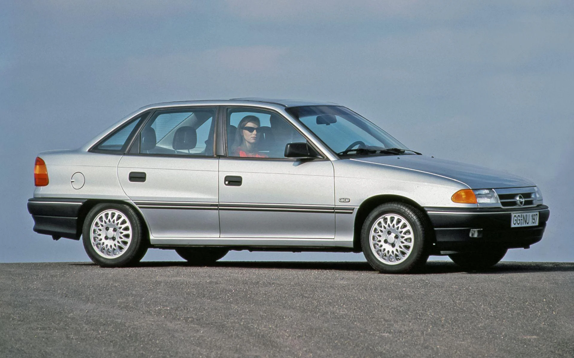 Opel Astra F obchodzi swoje 35 lecie 05 Wiadomości