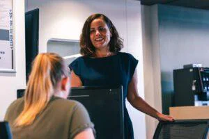 Original 7798 lina ribeiro dacia uk brand director at bristol standalone retailer opening Wiadomości