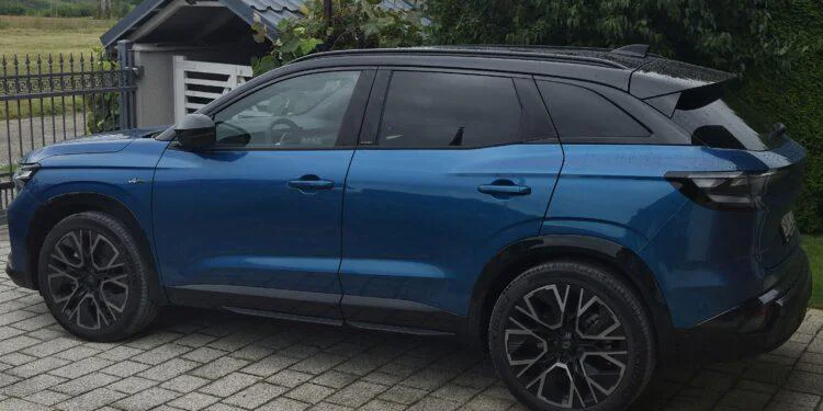 Nowy Renault Austral Full Hybrid 200
