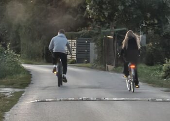 Rowerzysci zadbajcie o swoje bezpieczenstwo 1 Wiadomości