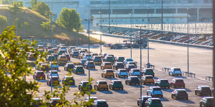 fabryka renault nove mesto 2026 twingo 8 Wiadomości