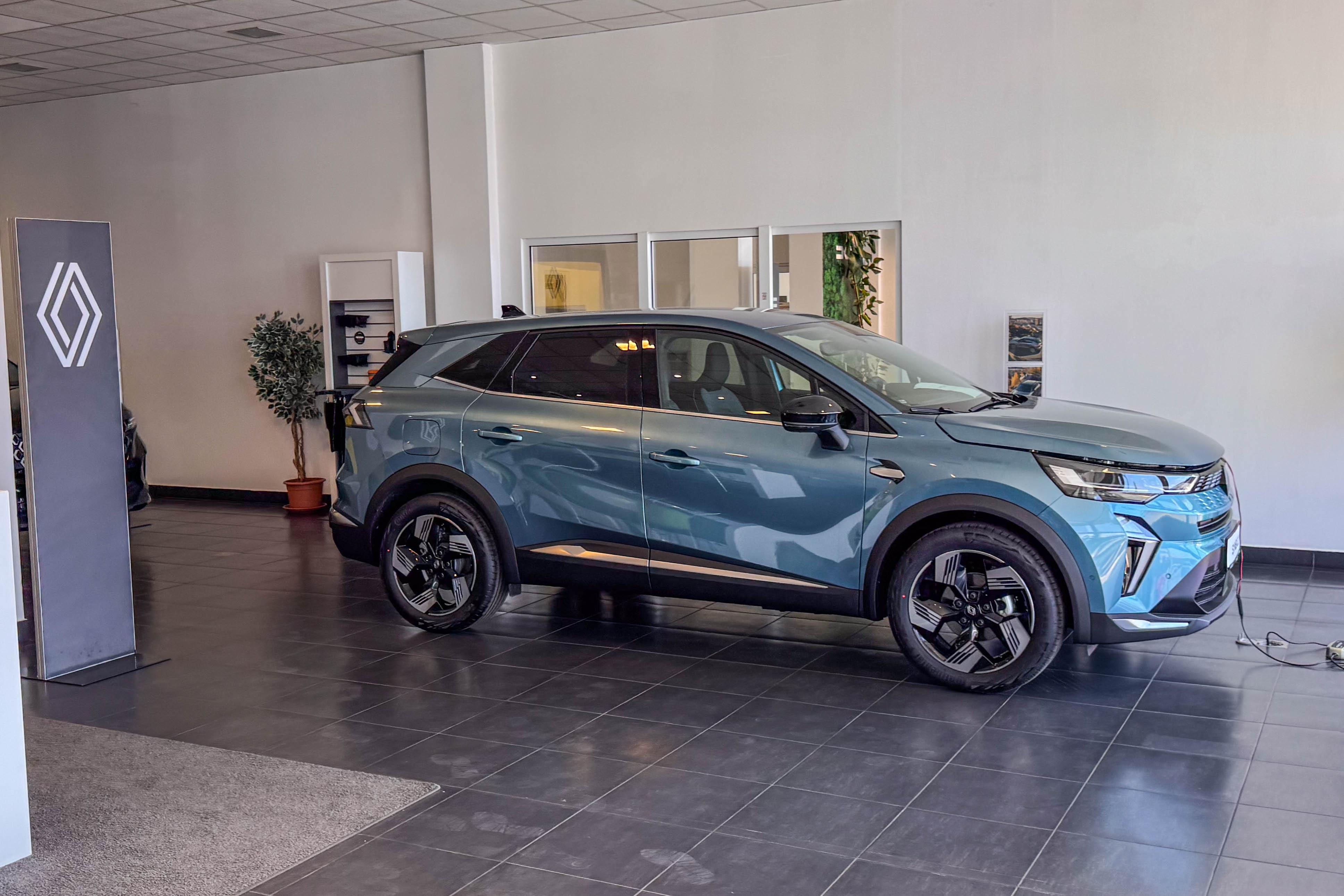 Renault Symbioz dopiero zdobywa klientów, to młody model