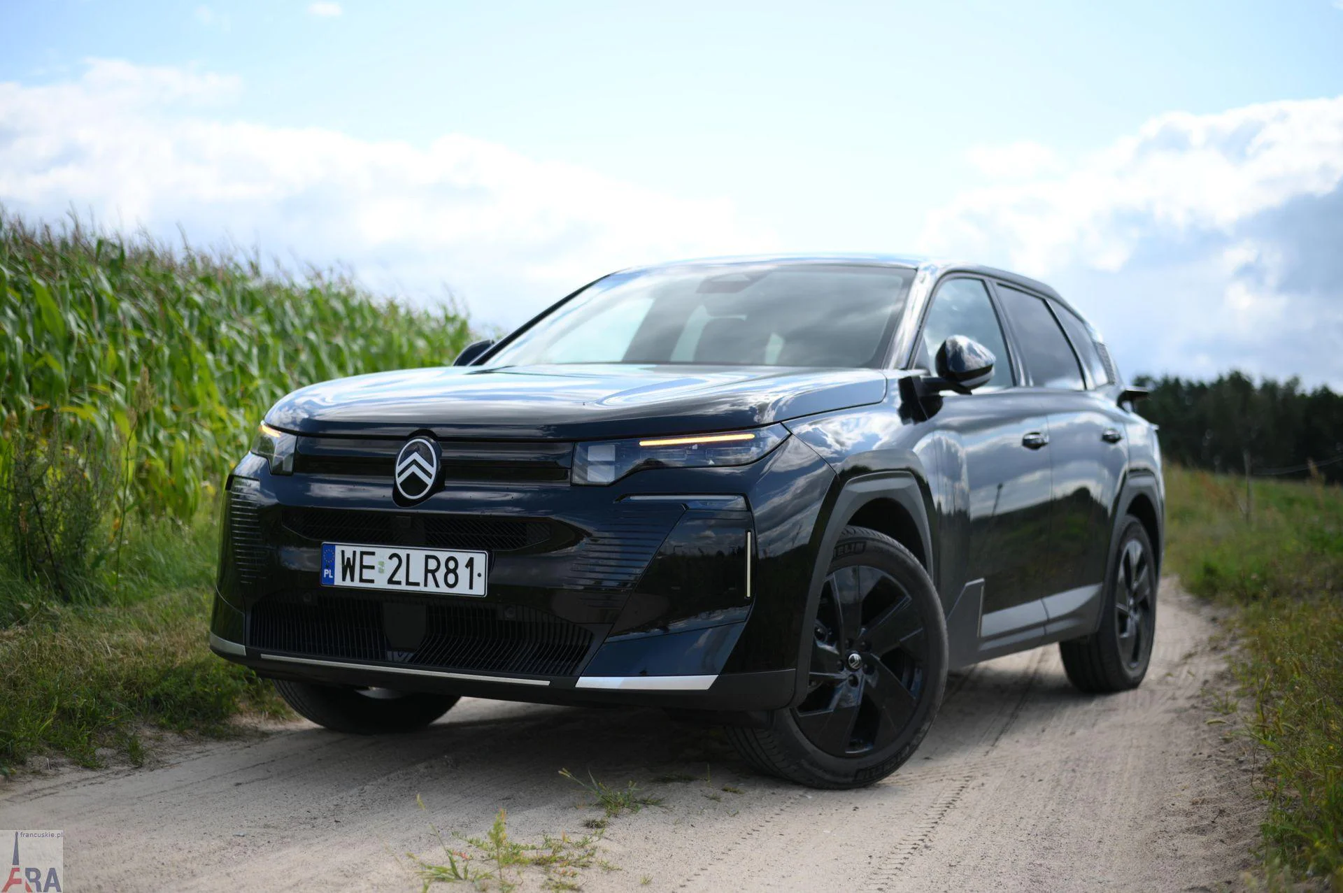 Citroen C5 Aircross MAX 1.2 Hybrid. Czarny kon segmentu 02 Testy