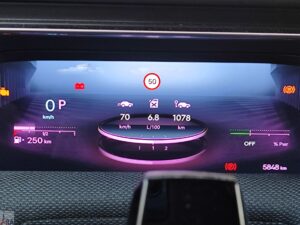 Citroen C5 Aircross MAX 1.2 Hybrid. Czarny kon segmentu 22 Testy