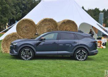 Nowa Dacia Striker