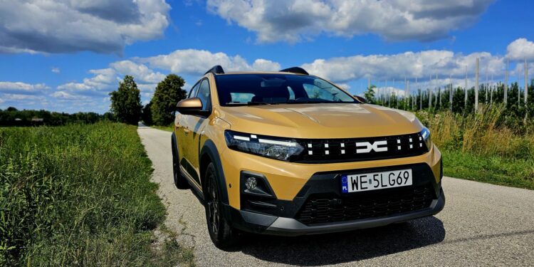 Nowa Dacia Sandero Stepway Eco-G 120 z automatyczną skrzynią biegów. LPG