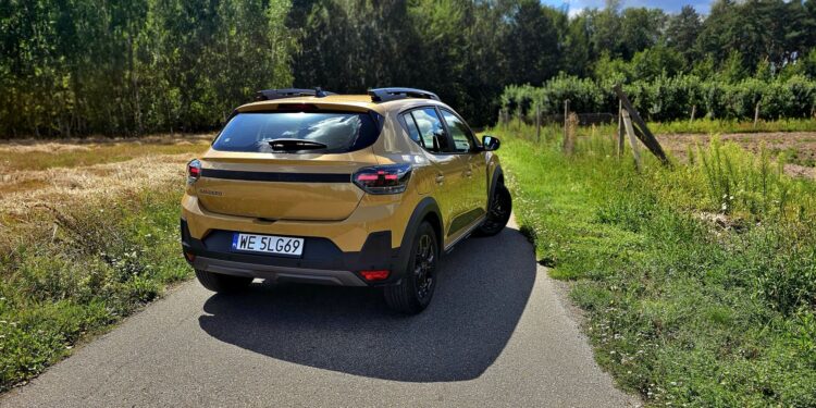 Nowa Dacia Sandero Stepway Eco G 120 08 Wiadomości