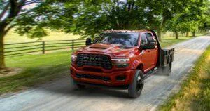 RAM Chassis Cab Night Edition MY2027 3 Wiadomości