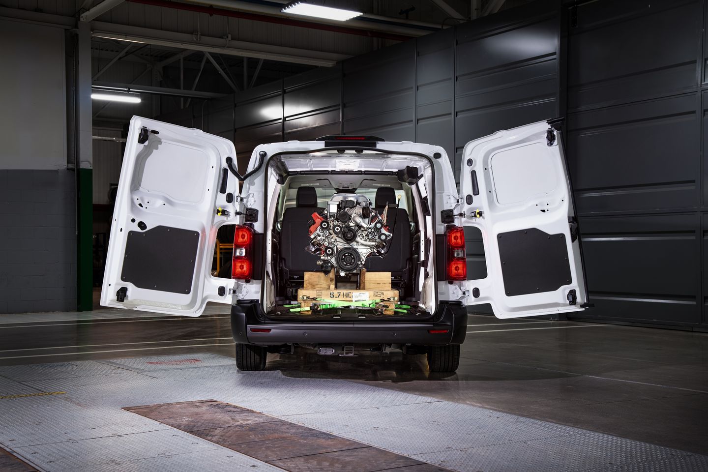 RAM ProMaster City Van 2027 13 Wiadomości