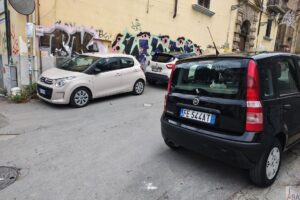 Koncern Stellantis jest tu bardzo mocny Grupa Renault tez ma duze udzialy. Sycylia 2026 055 Wiadomości