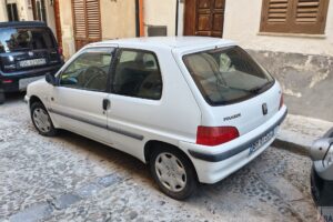 Koncern Stellantis jest tu bardzo mocny Grupa Renault tez ma duze udzialy. Sycylia 2026 083 Wiadomości