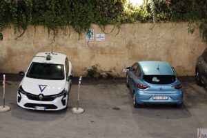 Koncern Stellantis jest tu bardzo mocny Grupa Renault tez ma duze udzialy. Sycylia 2026 098 Wiadomości