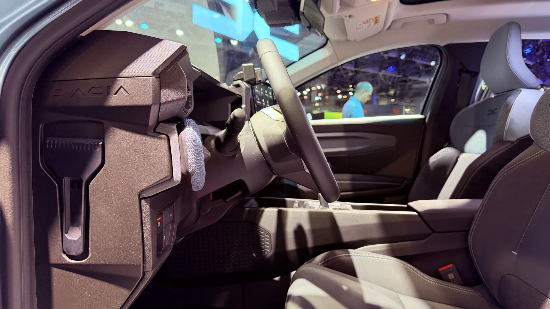 Nowa Dacia Striker Paris Motor Show 2026 20 Wiadomości