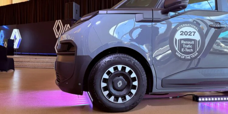 Nowy Renault Trafic E-Tech