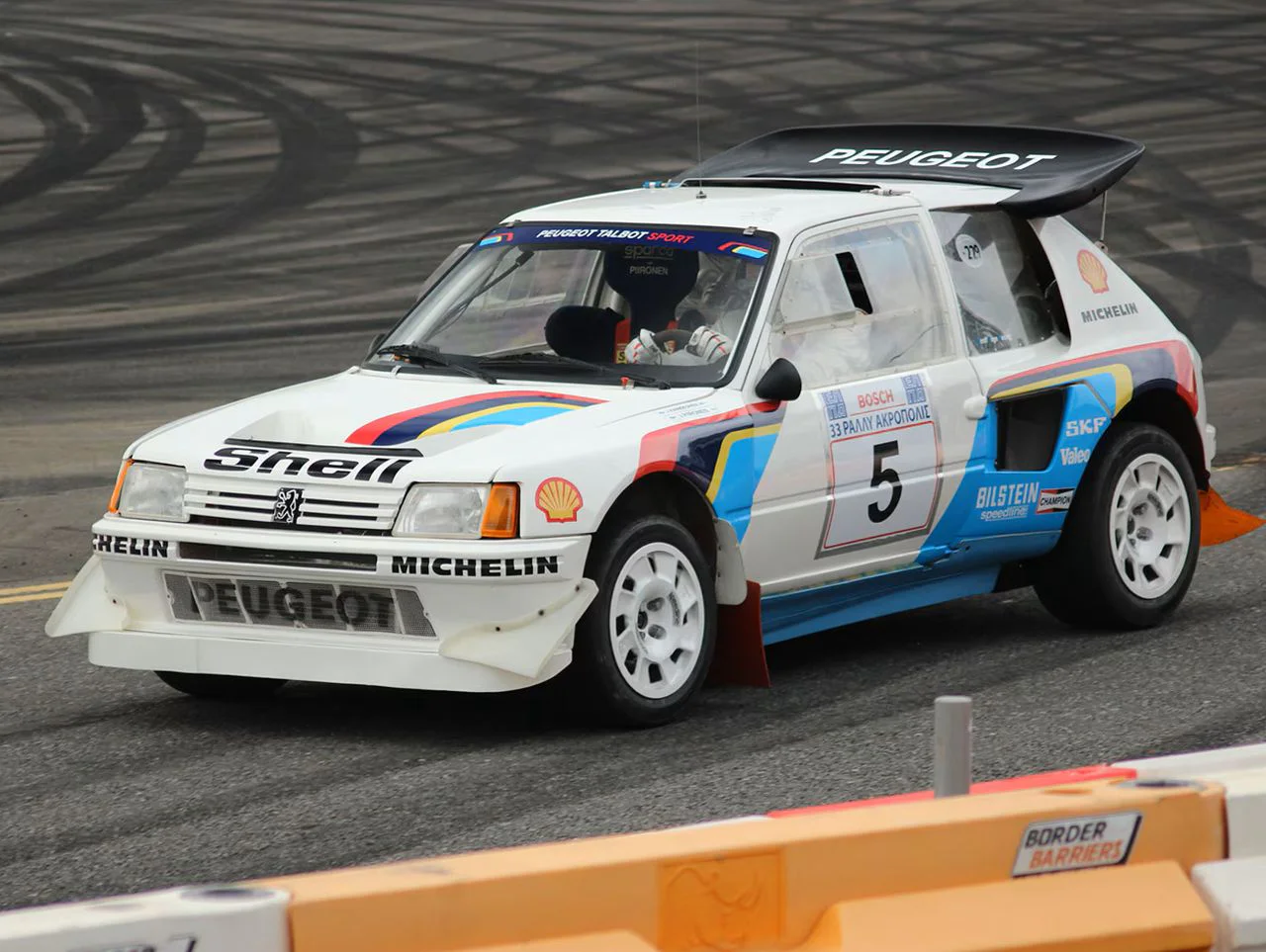 Peugeot Sport swietuje 45 lat tradycji i zwyciestw. Peugeot 205 T16 Wiadomości