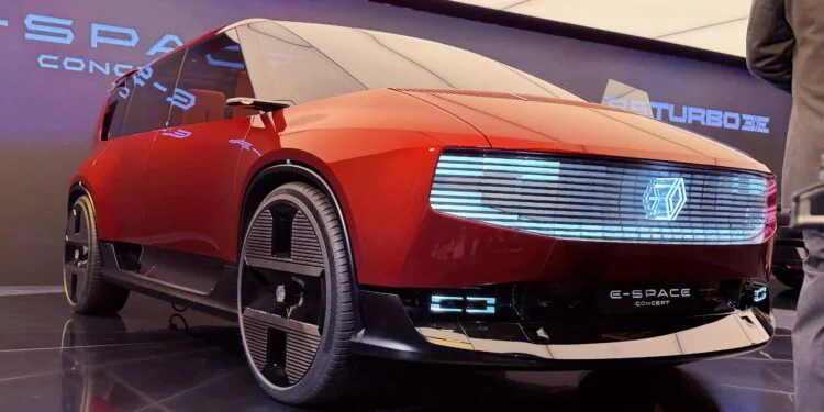 Nowy Renault E-Space 2026