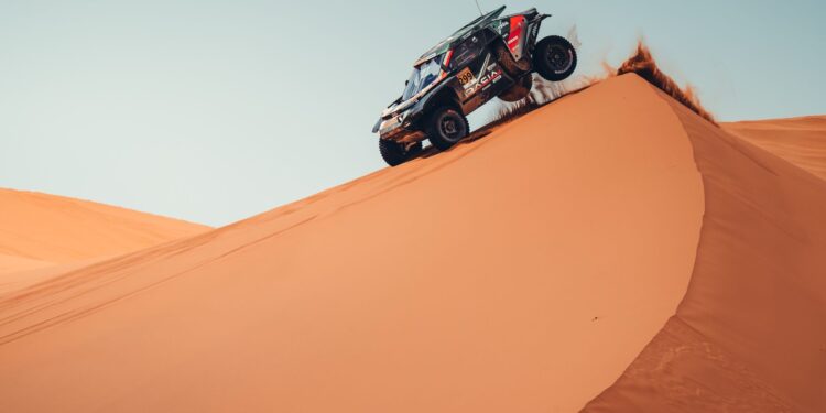 Zespol The Dacia Sandriders zademonstrowal swietne tempo mimo trudnego przebiegu Rallye du Maroc 2026 1 Wiadomości