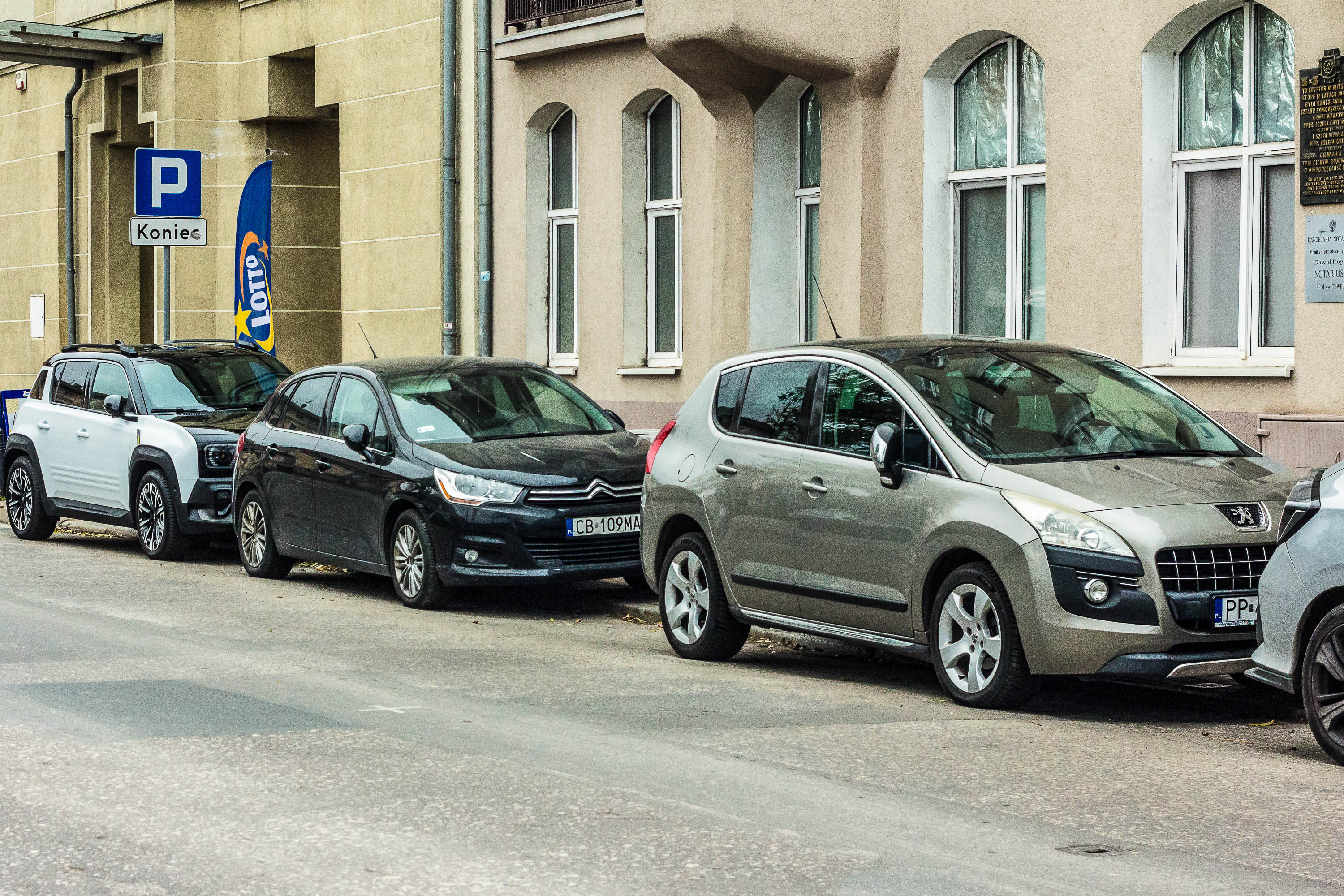 Niewielka przestrzeń parkingowa? Bez problemu się zmieścisz