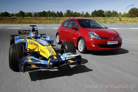 Renault règne en maître parmi les petites voitures de sport Français.pl